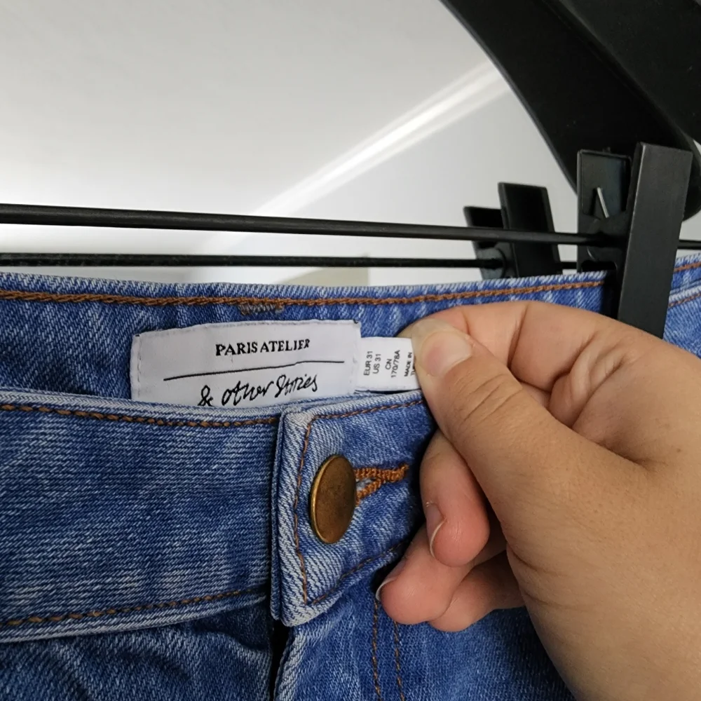 & Other Stories Jean Shorts